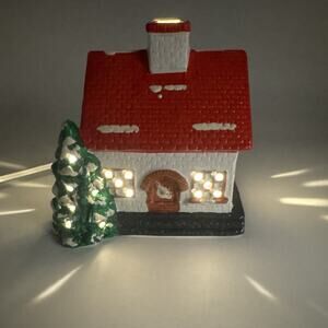 Pacific Rim Electrified Ceramic Christmas Village House #6656 w/Box & Light VTG